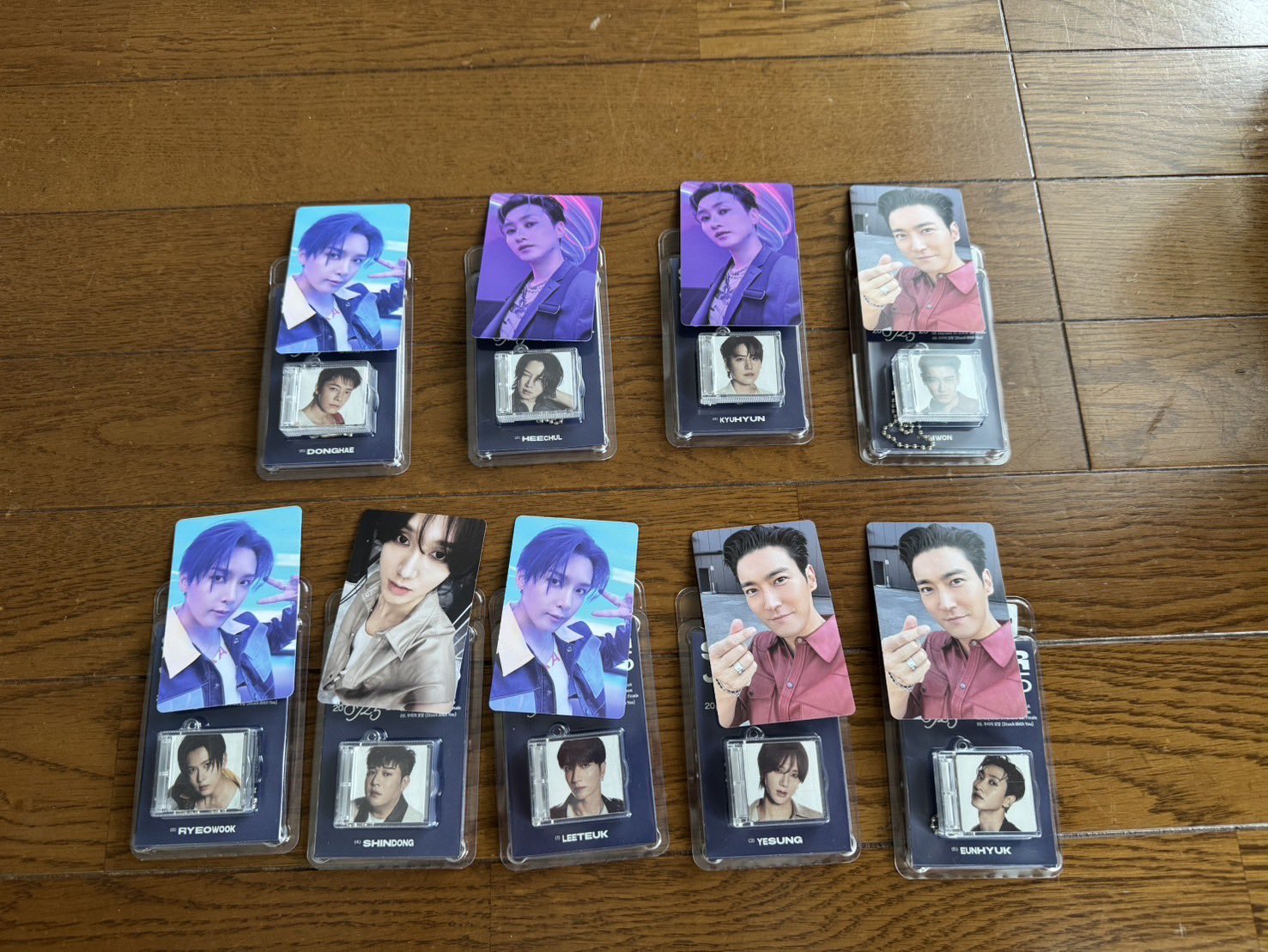 SUPER JUNIOR 花美男連続ボム事件 イェソン ミラートレカ SUPER JUNIOR 花美男連続ボム事件 イェソン ミラートレカ