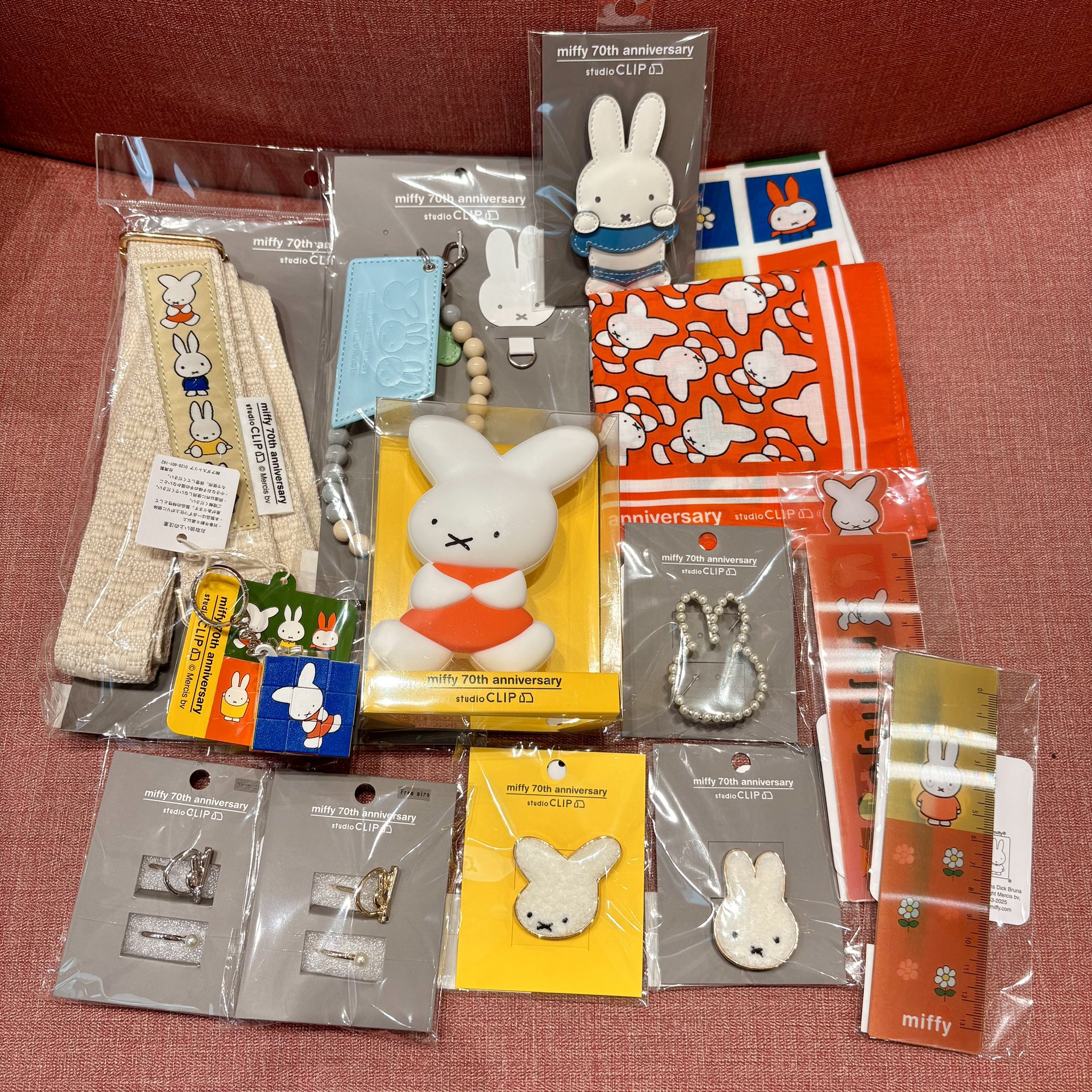 miffy 70th ヘッドフォンstudioCLIP ミッフィー miffy 70th ヘッドフォンstudioCLIP ミッフィー - メルカリ