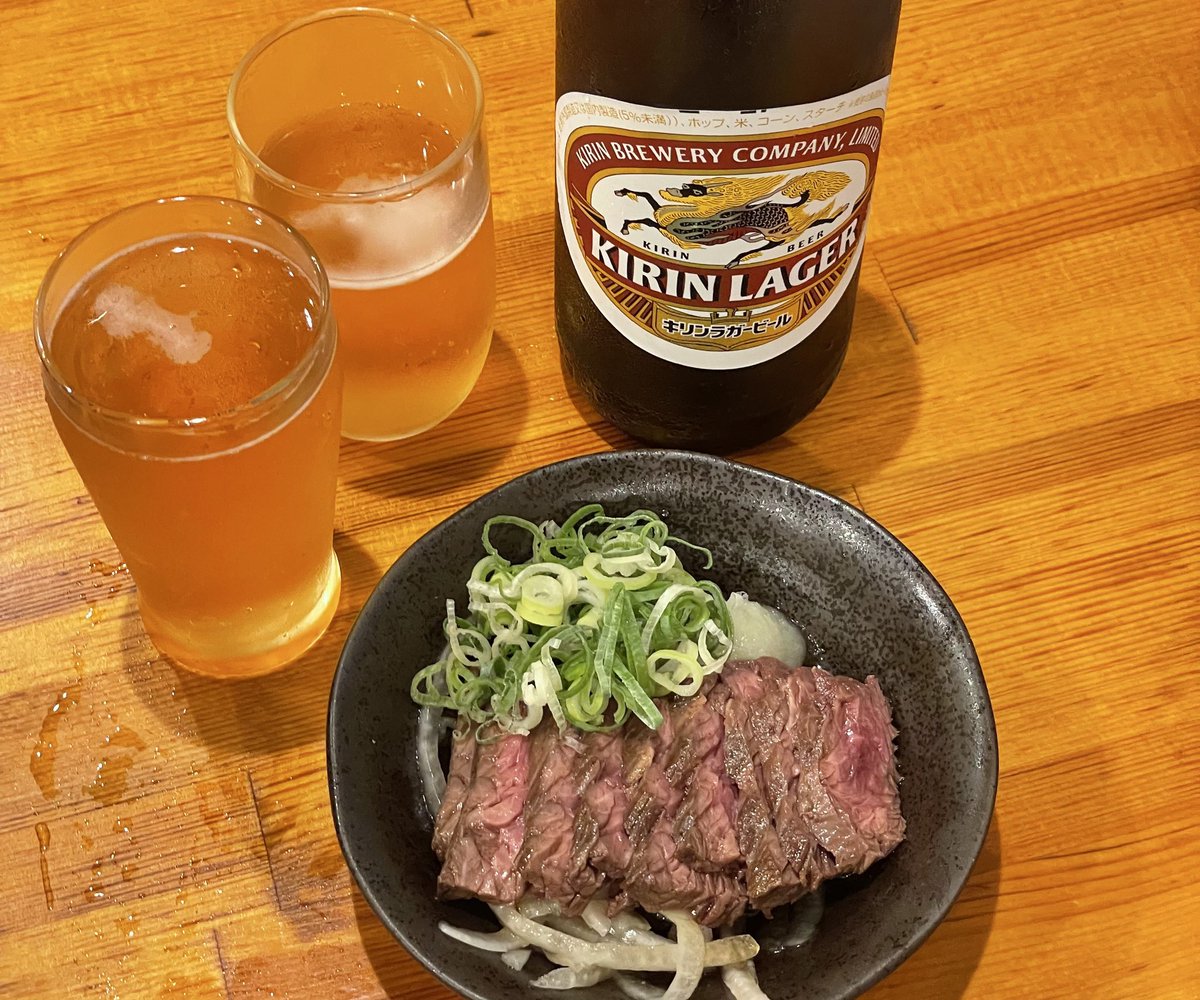 moon____jp's tweet image. 牛タタキ‼️¥250-‼️安すぎる‼️
リベンジ出来てハッピーでした(  ͡  ͜  ͡  )⟡.·*.
2軒目📍立ち呑み庶民