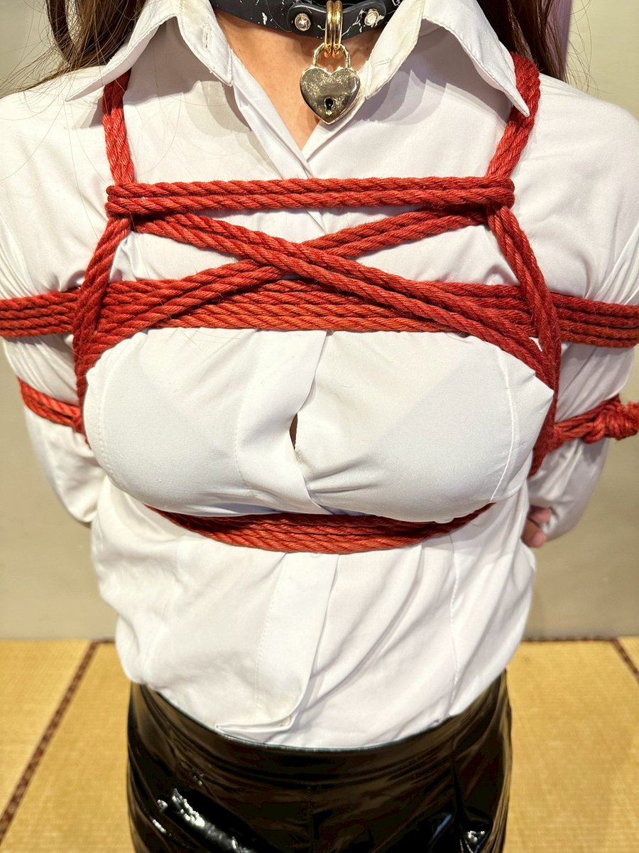 台南這大暴雨又讓我放一天假
看到直接躺回去