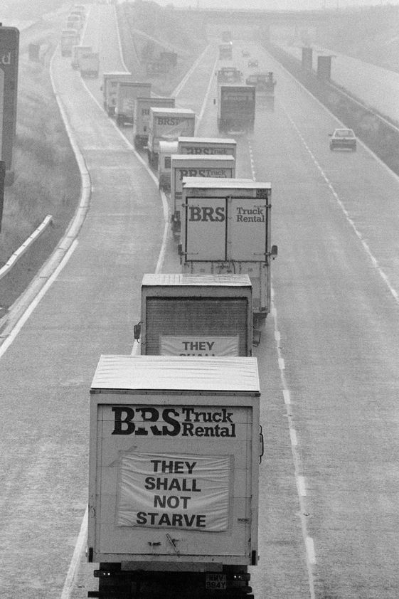 “They shall not starve”

#OnThisDay 1984. A convoy carrying 130 tons of food left London and headed north to mining communities in Yorkshire and the Midlands.