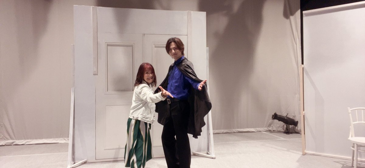 ayudondayo's tweet image. #冥途喫茶5
#池袋シアターグリーン
#BOXINBOX
もうすぐ3公演目がはじまりまっす。夜公演から折り返し。本当にいいおはなしなんです。是非是非劇場へ！明日までですー。
8/2   17:00
8/3   12:00
         16:00
ですー
１枚目の写真は、観にきてくださっていた仁支川峰子さんと。