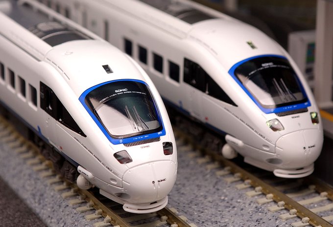 885系 白いソニック