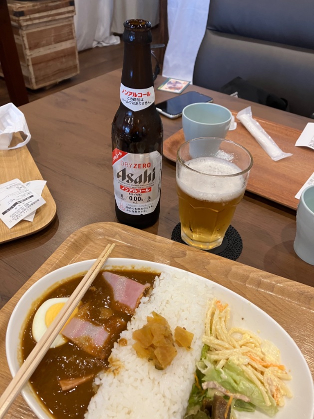 お昼はダム🍛❣️
ノンアルコールビールを添えて優勝🍺 
