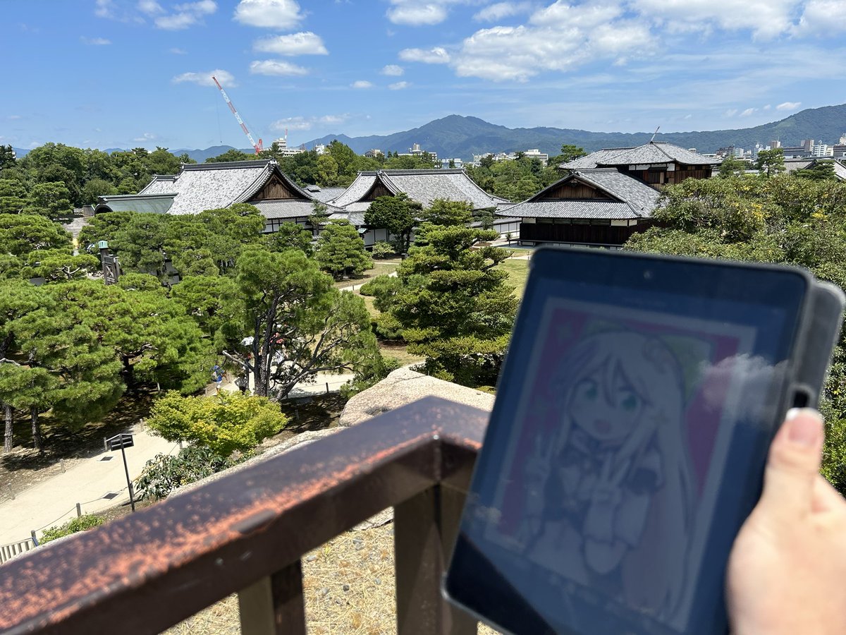 jOHNsmith15386's tweet photo. Nijo-jo castle, Kyoto https://t.co/rkdr5I9sy0
