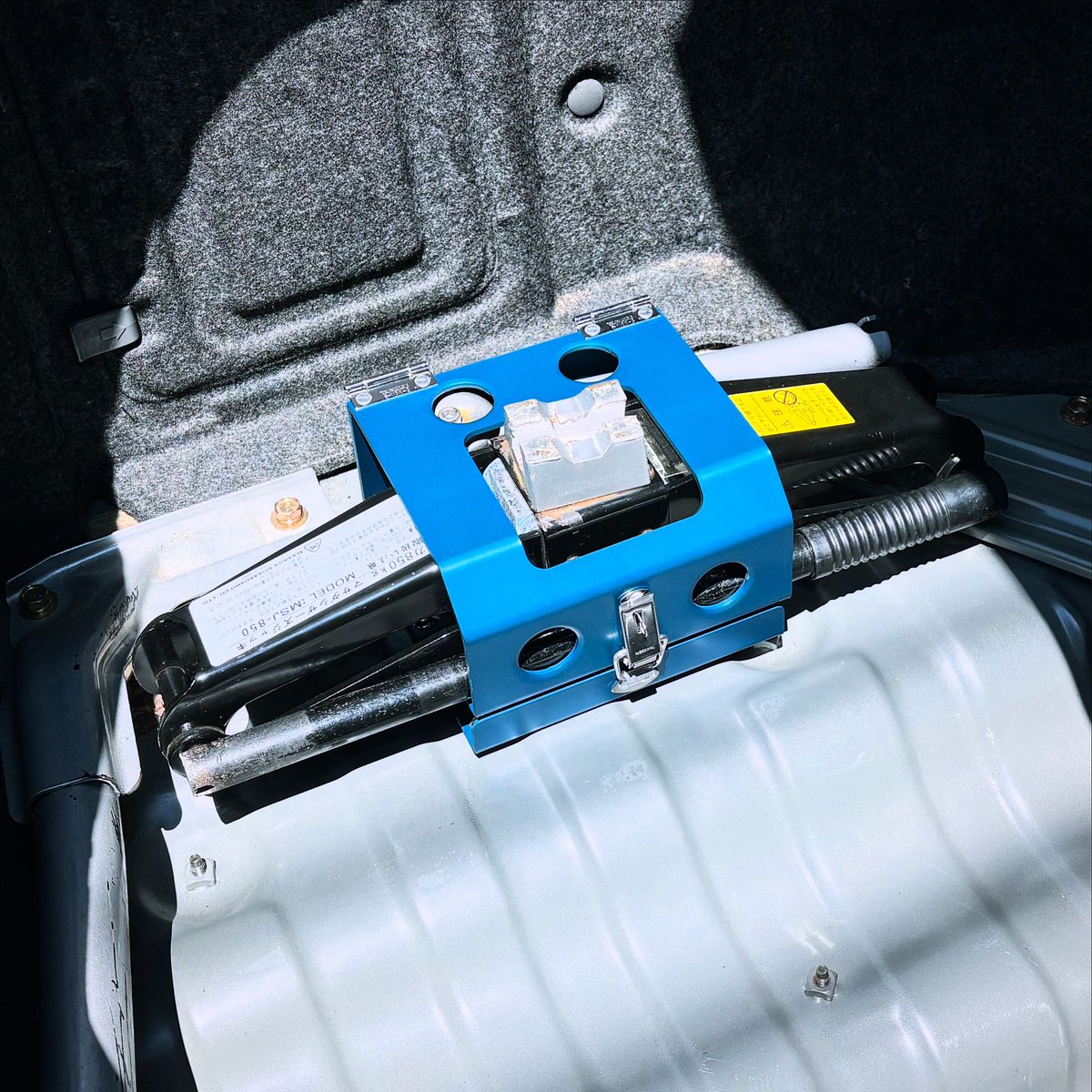 orecchi's tweet image. トランクにジャッキホルダーを装着！
#s15silvia #okuyama