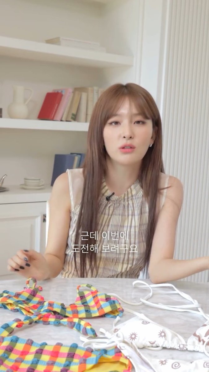 KSGUpdates's tweet image. &quot;I don&apos;t really wear bikinis much, but this time I want to give it a try so I bought this.&quot;

#슬기 #SEULGI @RVsmtown