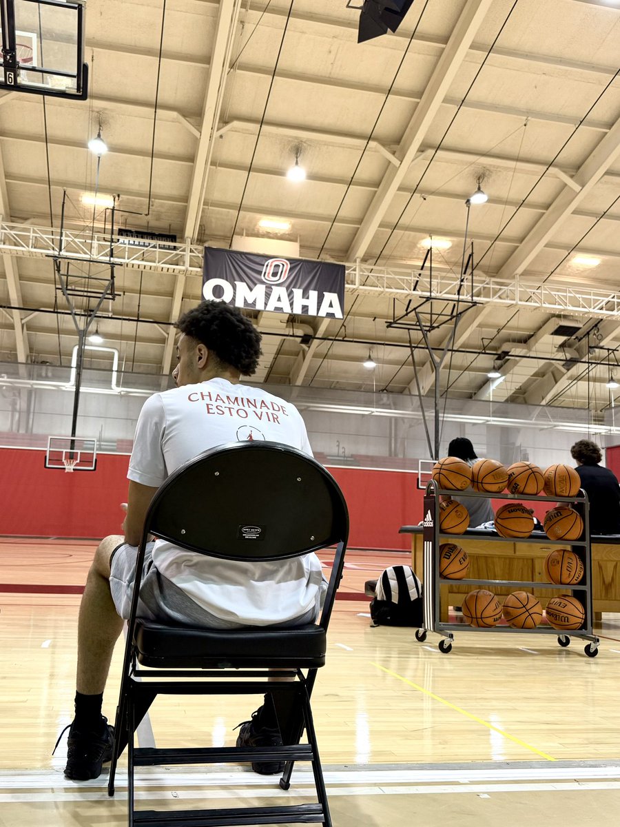 Sam Jordan (@sam_jordan5) on Twitter photo Feeling extremely grateful and blessed after an amazing family trip to Omaha to visit <a href="/OmahaMBB/">Omaha Men’s Basketball</a>. Thank you to <a href="/KyanBrown/">Kyan Brown</a> <a href="/CoachCrutchUNO/">Chris Crutchfield</a> and the entire staff for welcoming us and making the trip so memorable. We’re excited to be a part of the Maverick Family! <a href="/JonnyjumperStl/">Jonny Jordan</a> Feeling extremely grateful and blessed after an amazing family trip to Omaha to visit <a href="/OmahaMBB/">Omaha Men’s Basketball</a>. Thank you to <a href="/KyanBrown/">Kyan Brown</a> <a href="/CoachCrutchUNO/">Chris Crutchfield</a> and the entire staff for welcoming us and making the trip so memorable. We’re excited to be a part of the Maverick Family! <a href="/JonnyjumperStl/">Jonny Jordan</a>