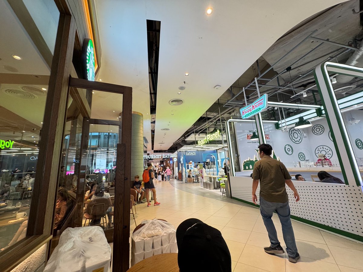 ประกาศๆ เนื่องจากข้อจำกัดภายในงาน 
ใครอยากรับ “หมี่ไก่ฉีก” ฟรี 
มารับคูปองในงาน 

เพื่อนำไปแลกน้องหมี่ได้ที่ทีมงาน ที่นั่งอยู่บริเวณ Starbuck ชั้น G นะคะ (กดลิฟต์ที่ติดงาน แล้วลงชั้น G ได้เลย ร้านจะอยู่หลังลิฟต์น้า)

Cherprang farewell

#TheCherMustGoOn
#CherprangAreekul