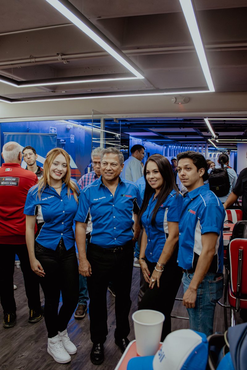 El pasado Jueves 31 de Julio presentamos formalmente la Fecha 10 de NASCAR México Series en San Luis Potosí 🌵🔥

🗓️ 10 Agosto 2025
📍Súper Óvalo San Luis Potosí
🎟️ Boletos en el link de bio

#nascar #nascarracing #nascarfan #sanluispotosi #automovilismo #carreras