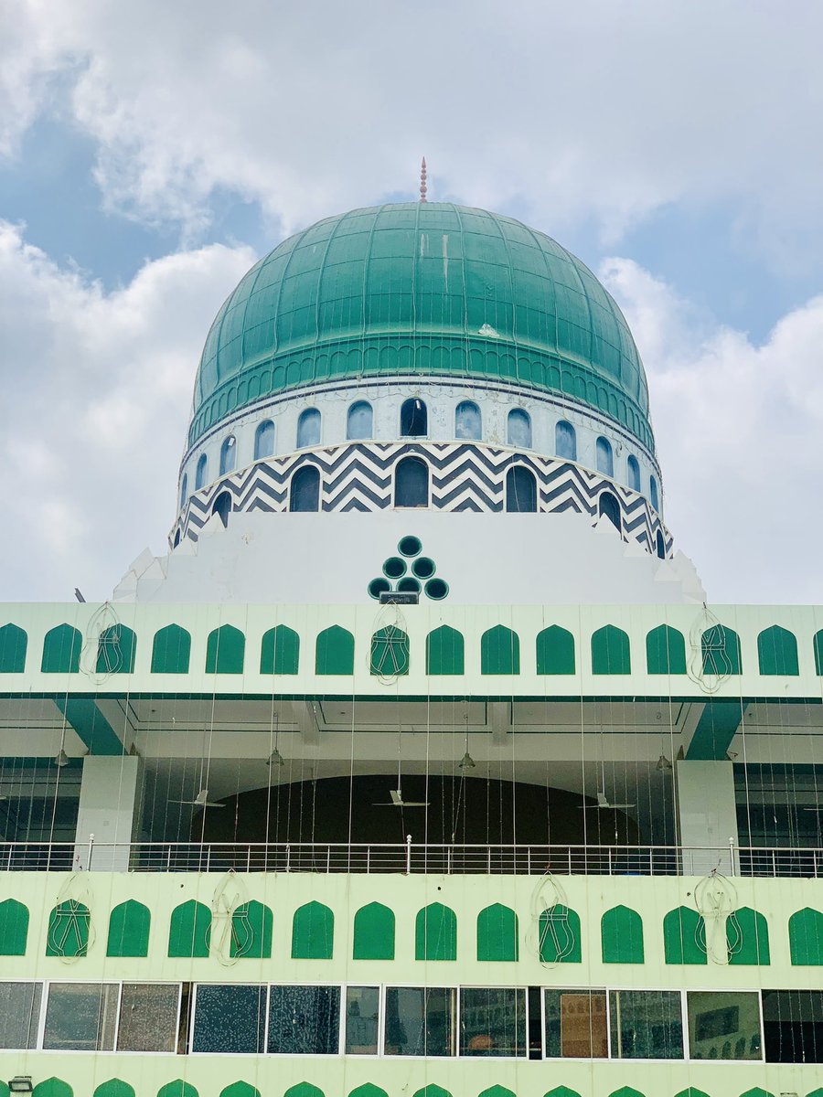 نگاہ مرشد کامل سے عشق مصطفٰی ﷺ حاصل 
خدا ﷻ کا قرب دیتی ہے محبت پیر خانے کی

ماشاء اللہ کیا خوبصورت مناظر ہیں