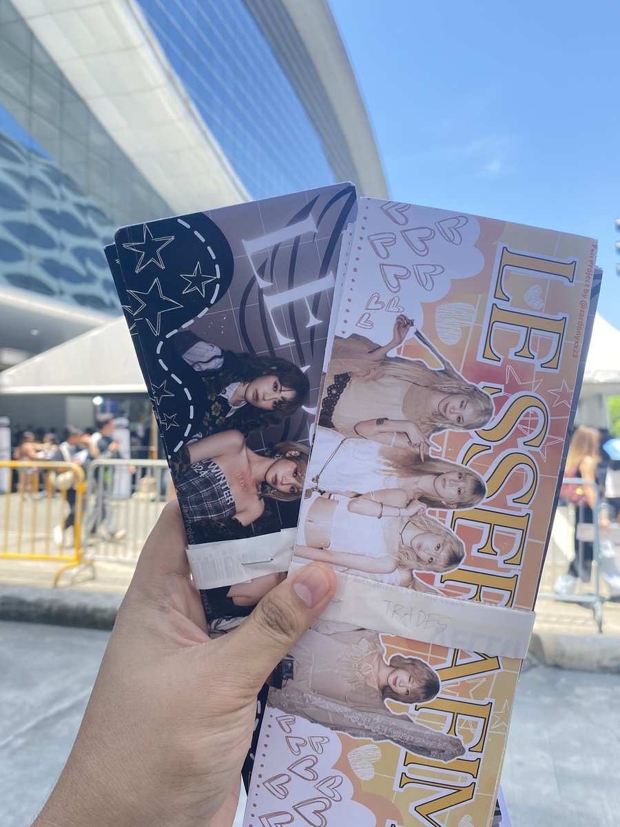 Zardonyxx23's tweet image. Hi Filo Fearnots!

I’m here na  sa MOA Arena, mag lunch po muna ako and balik here by 2pm 

#LE_SSERAFIM #르세라핌
#EASY_CRAZY_HOT
#EASY_CRAZY_HOT_IN_MANILA
