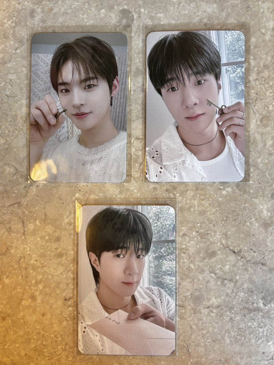 냑 tweet media