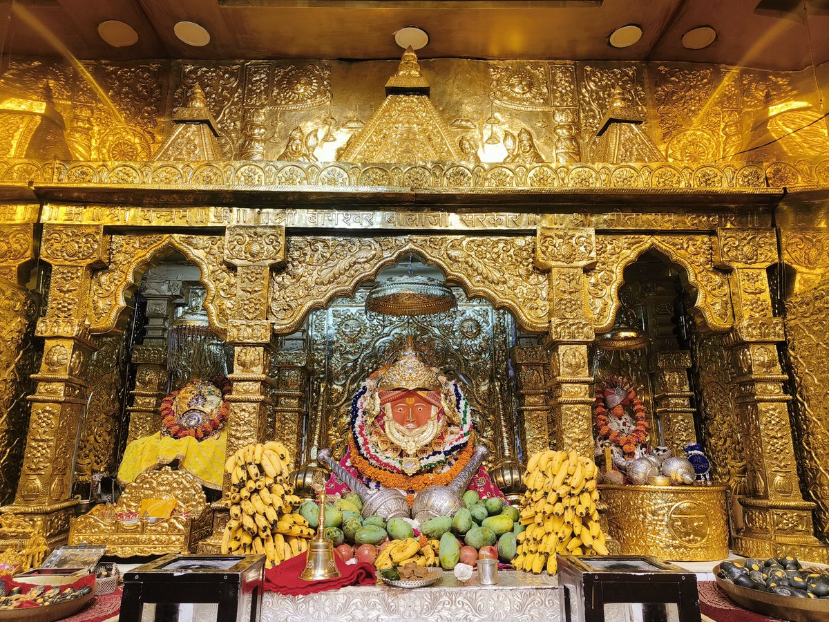 bageshwardham's tweet photo. दिव्य दर्शन श्री बाला जी सरकार
श्री बागेश्वर धाम सरकार ग्राम गढ़ा(मध्यप्रदेश)
02-08-2025
#divyadarshan
#bageshwardham
#bageshwardhamsarkar
#balaji https://t.co/GjyTcerA9j