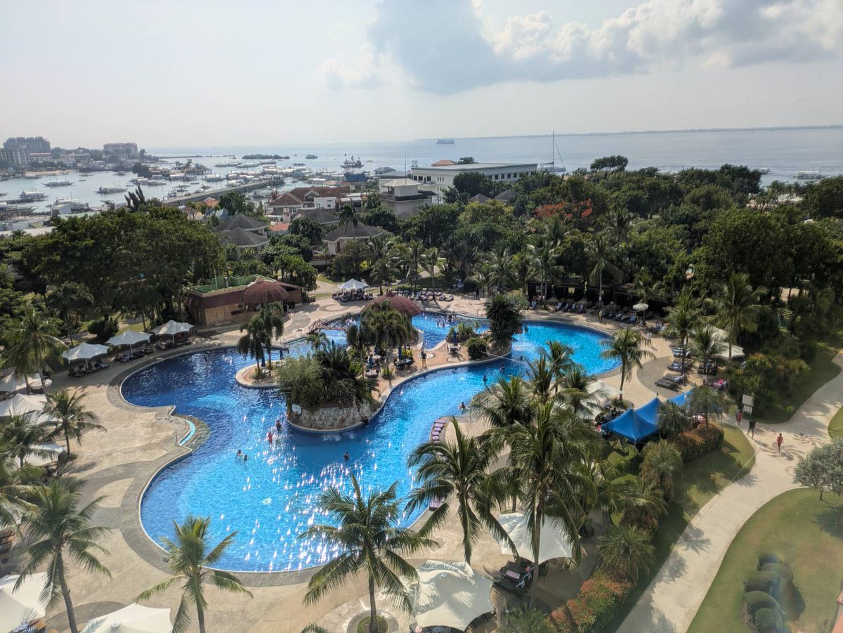 systemf00641's tweet image. セブ島(マクタン島)２日目✨✨
ホテルからのロケーションは最高でした😉👍🎵✨✨