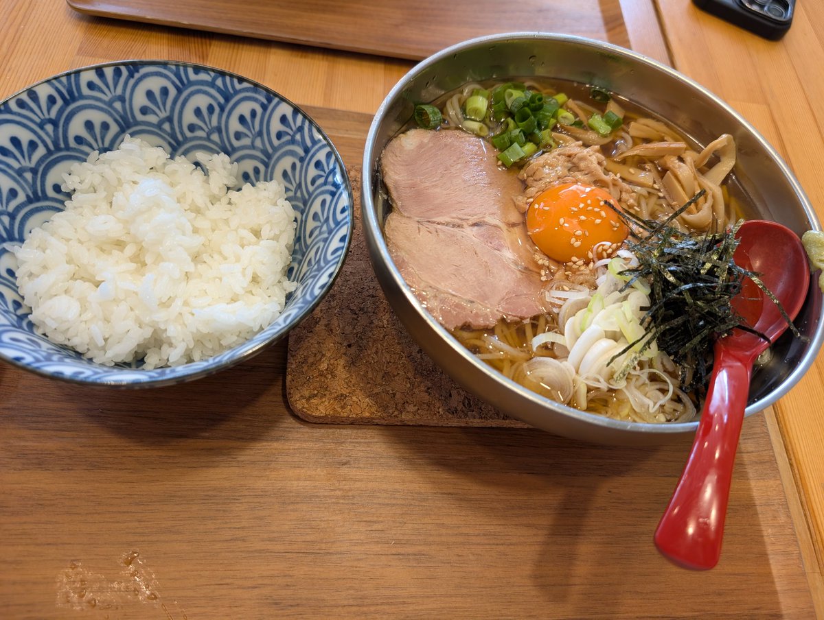 lojave's tweet photo. 久しぶりに行きました！
今月閉店されると聞いて、、、、
ひやしぶっかけ、美味しかった😋
あと1回来れるかなぁ
#メシケン https://t.co/TIdCqN1fnX