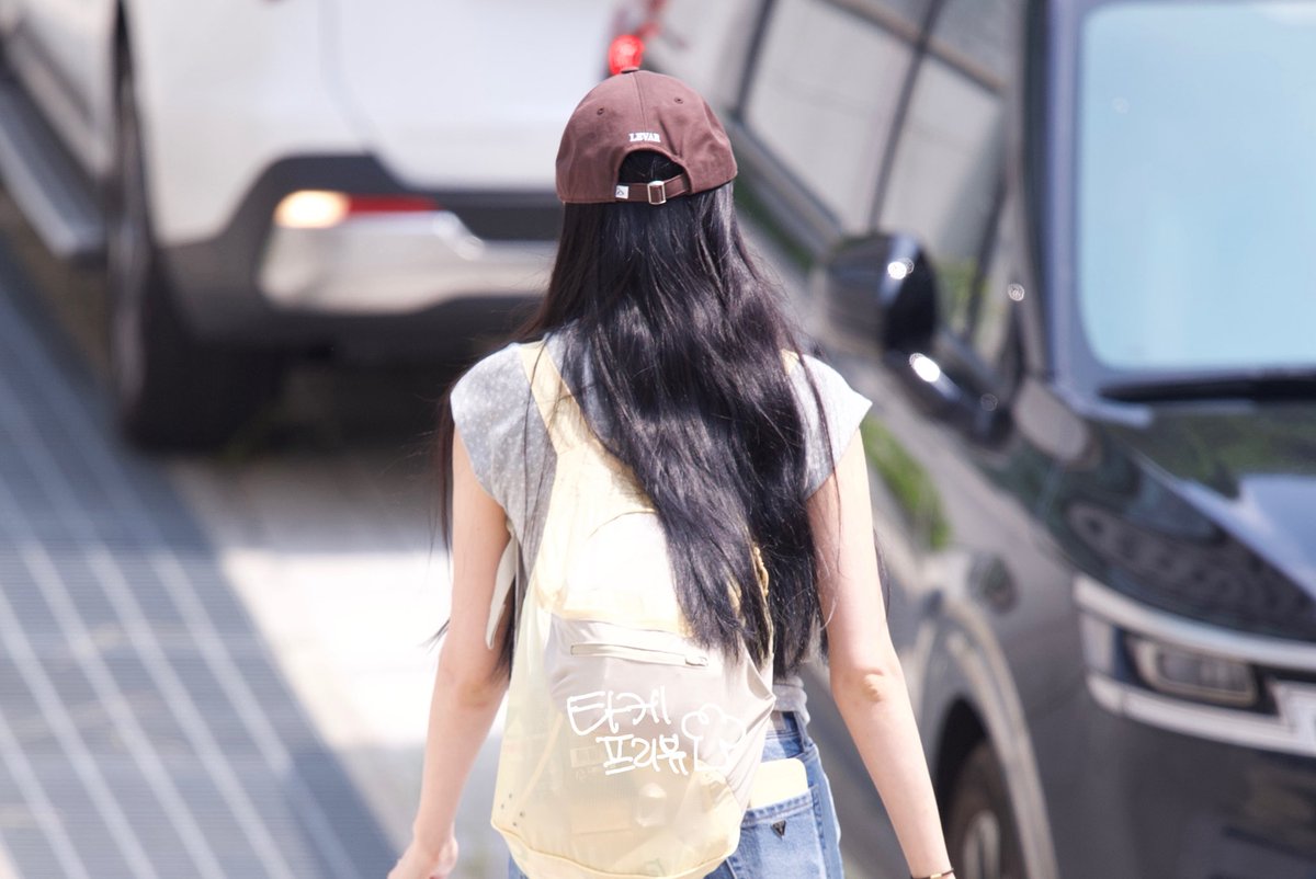 오늘은 꼭 추천메뉴 먹을게용,,🥹💕

#에이핑크 #오하영
#Apink #Hayoung <a href="/Apinkohy/">오하영</a> pre