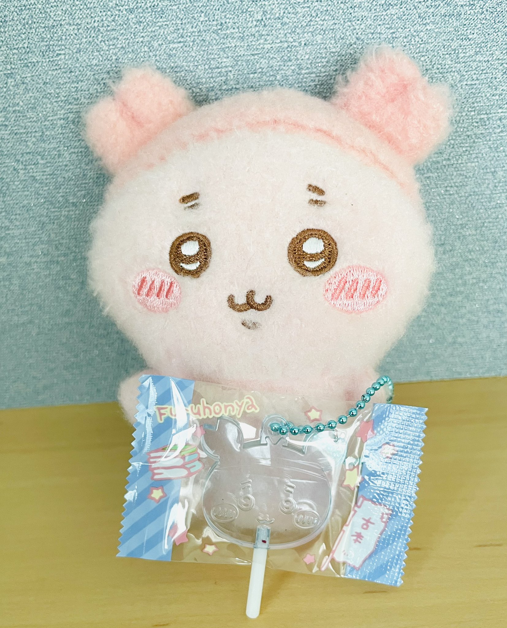 カヤ ☪︎⋆☽様 猫 レジンヘアゴム グレーハチワレ お花飾り