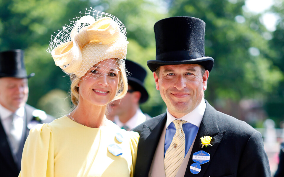 Point de Vue (@pointdevuemag) on Twitter photo C'est la nouvelle qui rĂ©chauffe les cĆurs au milieu de l'Ă©tĂ© britannique : le fils de la princesse Anne a demandĂ© en mariage Harriet Sperling, aprĂšs un peu plus d'un an de relation.
Retrouvez notre article complet en suivant le lien dans la bio <a href="/PointDeVueMag/">Point de Vue</a> đ
đž © Max C'est la nouvelle qui rĂ©chauffe les cĆurs au milieu de l'Ă©tĂ© britannique : le fils de la princesse Anne a demandĂ© en mariage Harriet Sperling, aprĂšs un peu plus d'un an de relation.
Retrouvez notre article complet en suivant le lien dans la bio <a href="/PointDeVueMag/">Point de Vue</a> đ
đž © Max