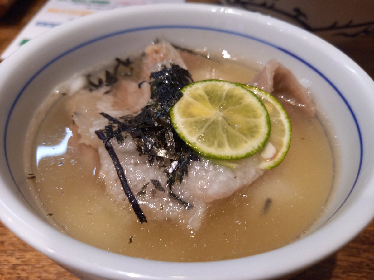 きりん食堂さん💡冷たいスダチSOBAと和牛トロロ飯割セット💮スダチは二回め✌柑橘とトロロがきめて👏柑橘は変態のアイテム🙆牛さんやごはんにも合う🌠ごちそうさまです☺