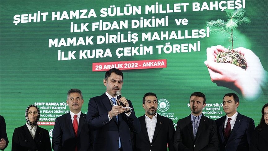 Mamak'ta yapımı yaklaşık 1,5 yıl önce tamamlanan Şehit Hamza Sülün millet bahçesi neden kullanıma açılmıyor. Yapılan onca masrafla inşaa edilen millet bahçesi neden çürümeye terk edildi. 
<a href="/csbgovtr/">T.C. Çevre, Şehircilik ve İklim Dğş. Bakanlığı</a>
<a href="/murat_kurum/">Murat KURUM</a>
<a href="/MamakBelediyesi/">T.C. Mamak Belediyesi</a>
<a href="/veligunduzsahin/">Veli Gündüz Şahin</a>