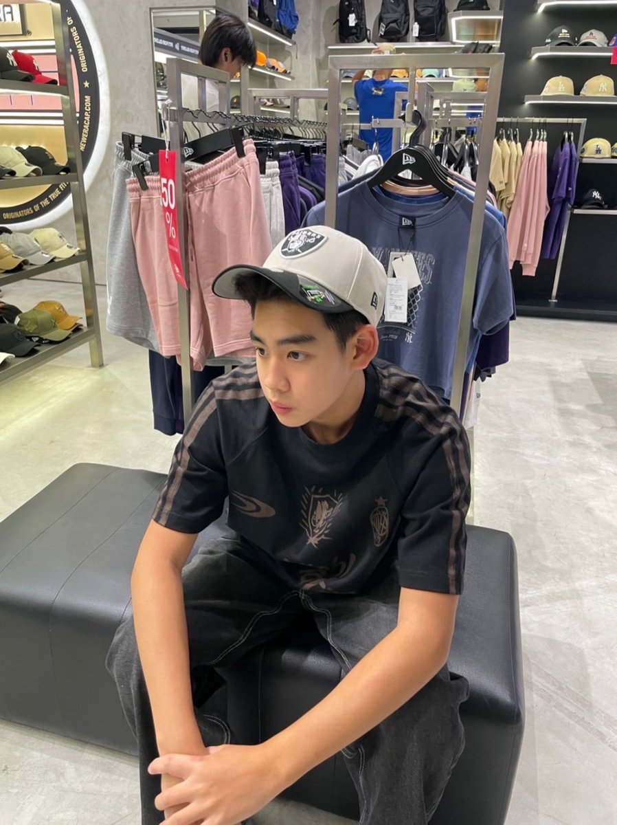 SundayG_36's tweet photo. ใส่หมวกแล้วไม่เข้าอ่าาา เข้ามั้ยย.. https://t.co/50FkMMcMWU