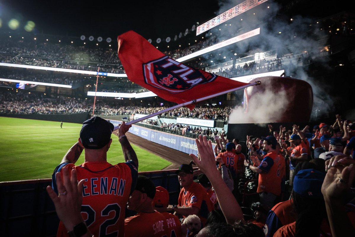 “They battled”. Losses like last night hurt more than just getting your teeth kicked in. New streak starts this afternoon. Win the series tomorrow.  #LGM