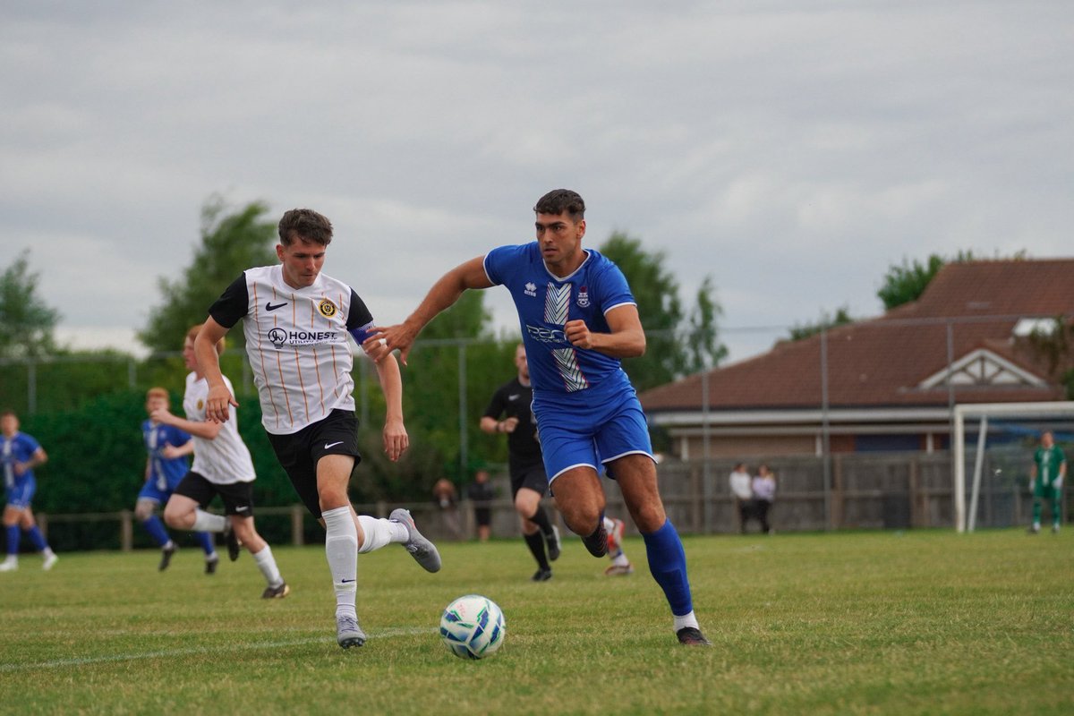 NO CARD PAYMENTS!! 🛑 

🗣️ “Unfortunately due an external issue we are unable to accept card payments for admission. We are working to resolve the issue for next week. Card can still be used in the cafe however!”

<a href="/YarmEaglescliff/">Yarm & Eaglescliffe FC</a> 

📸 <a href="/kieransg1/">Kieran</a> 

#supportyourlocalteam

⚽️🔵⚪️⚽️