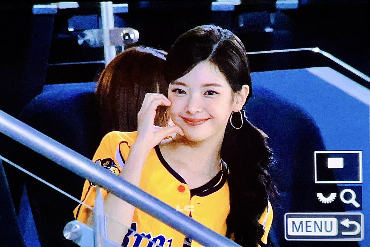 250802 CTBC Brothers 시구 🥰🥰 #ITZY #있지 #LIA #리아