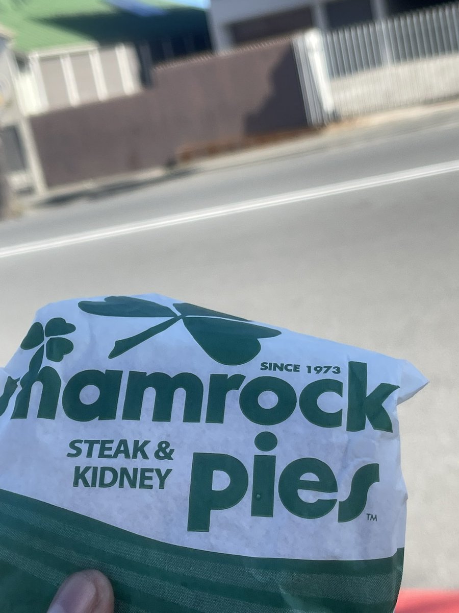 Kello (@kello_lello) on Twitter photo 