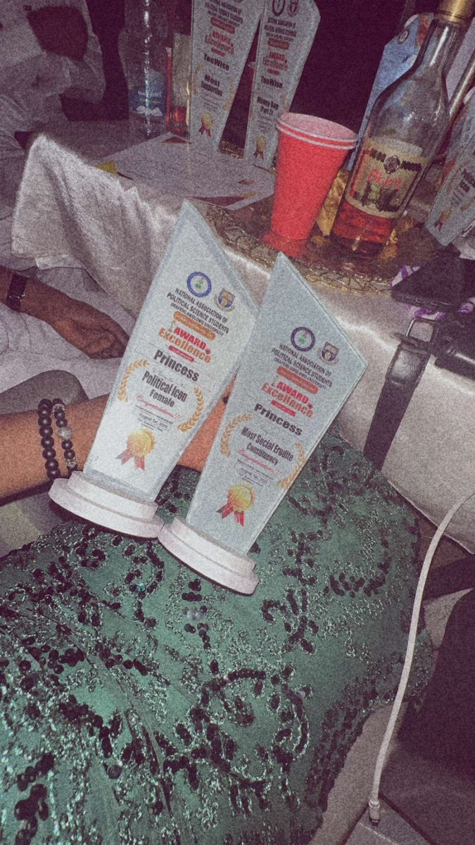 Thank you OAU
Thank you Faculty of Social Sciences 
Thank you Department of Political Science 
Madam PRO/ Gen Sec/ President is grateful 🫶❤️
What a fulfilling undergraduate journey🥹🎓