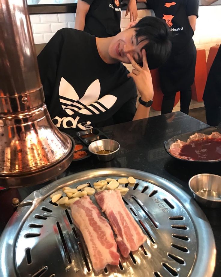 inouroldlife's tweet photo. with u all the time; part. 2

#tingmeen #kratingmeen au
©inouroldlife https://t.co/ZEhzAc9bo7