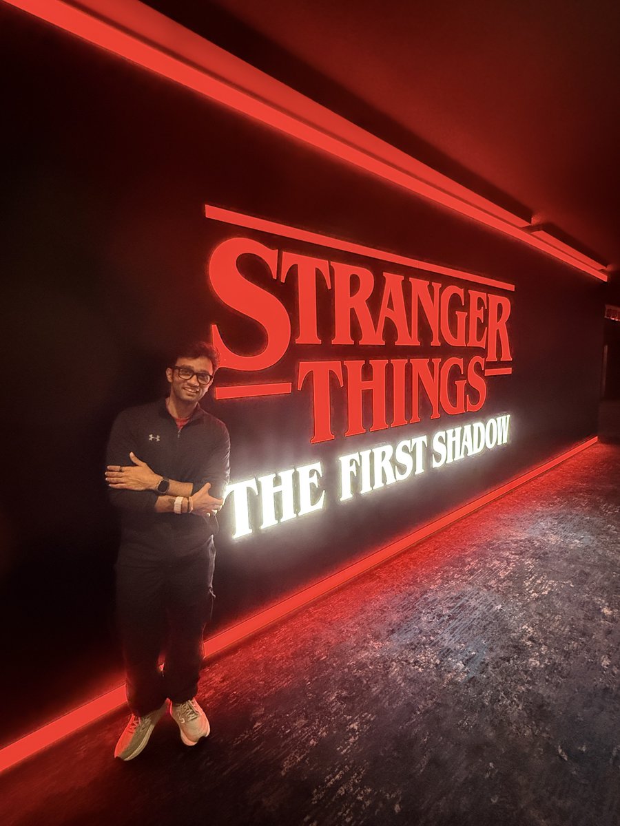 trainedbyabhi's tweet image. Now I know how 01 was made - the complete story.

Best thing to watch in NY.
#broadwayshow