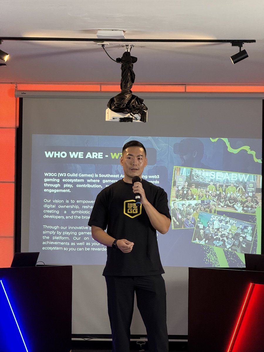 BlockDevId tweet media