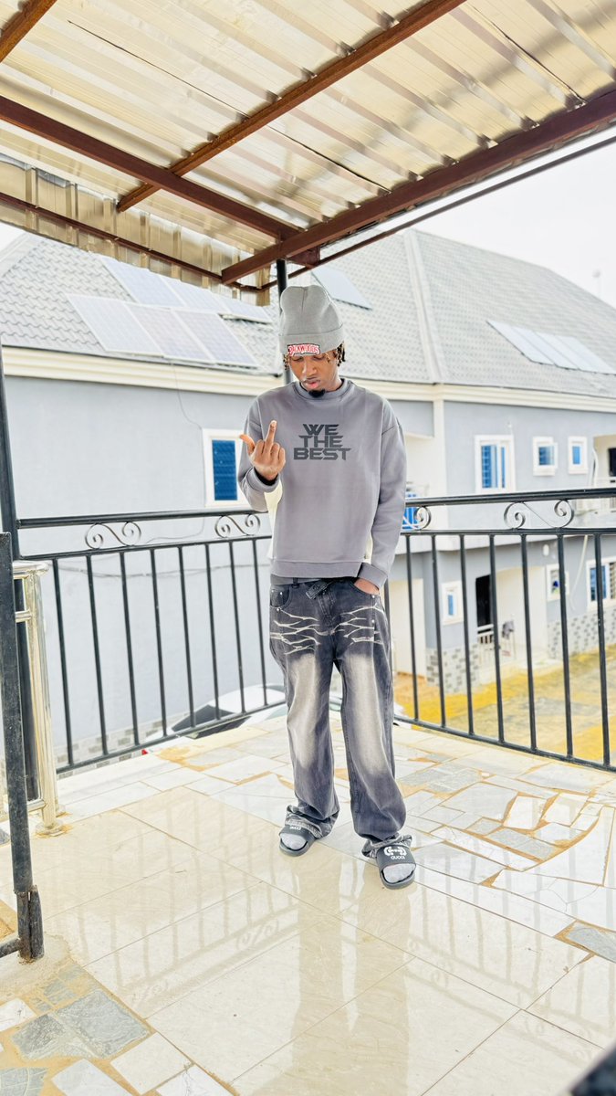 Kelvin Y Smallzy tweet media