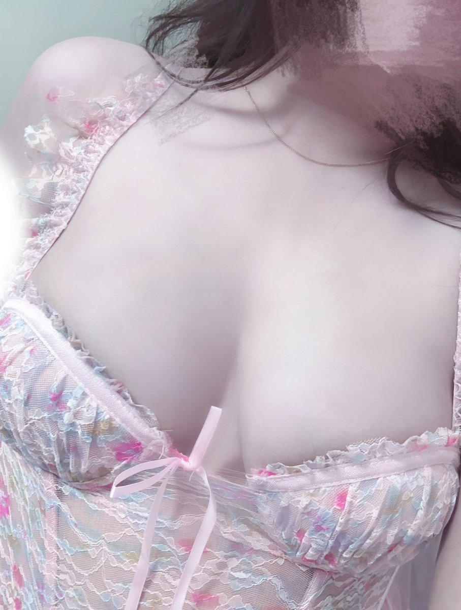 yu🫐 dm limit tweet media