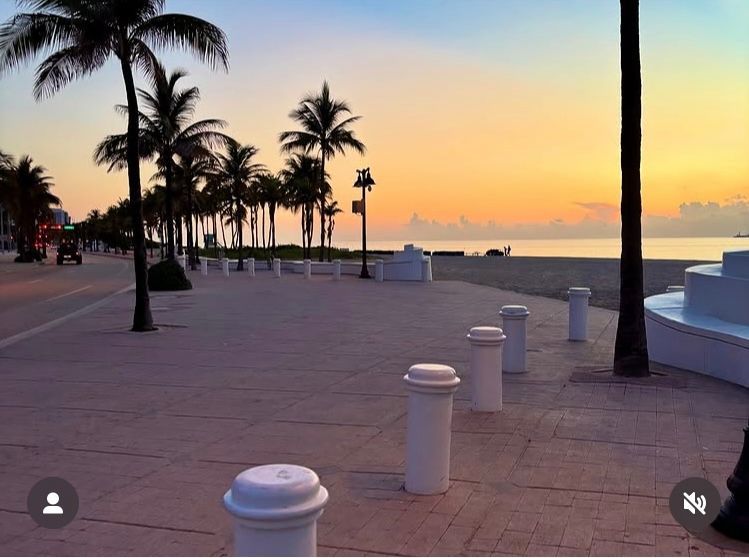 FtLauderdaleMag's tweet photo. Good morning, FTL! 💛
#goodmorning #fortlauderdale #morning #southflorida #florida #august #summer #beach #laudy #wakeup #ftlauderdale #backtoschool #lauderdale #broward #saturday #weekend #oceanview #visitflorida #lauderdale #visitlauderdale #school #2025 #nature #instamorning https://t.co/a8fKfrGjqS