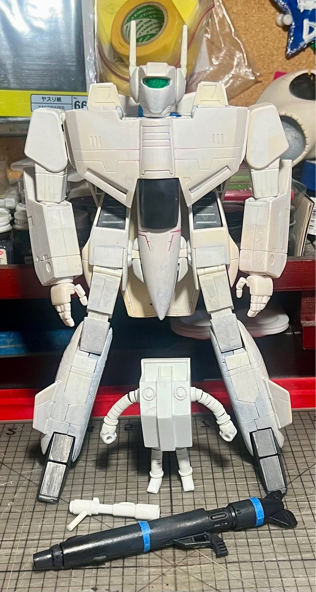 evilrobot3000's tweet image. #macross 1/55 modification.
facebook.com/groups/2342941…
&quot;Going to try and work on the Battroid controls, egress access panel/display for seat, and canopy hinges with frame.
and more.&quot;