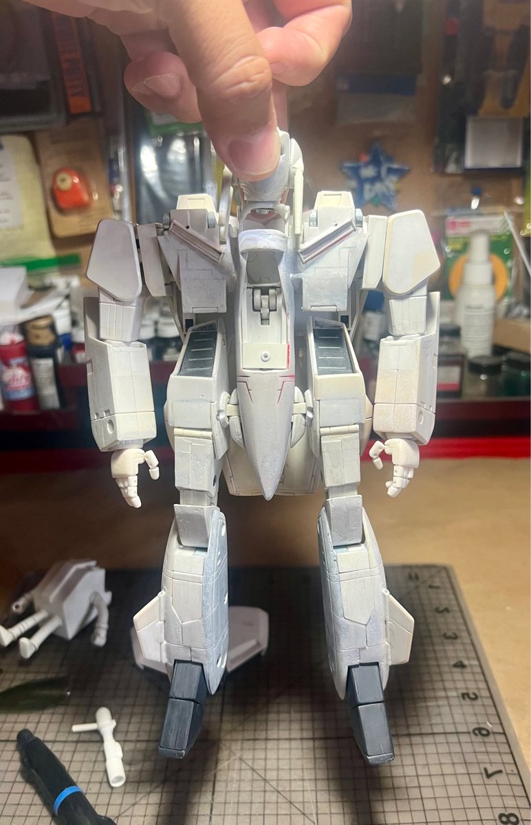 evilrobot3000's tweet image. #macross 1/55 modification.
facebook.com/groups/2342941…
&quot;Going to try and work on the Battroid controls, egress access panel/display for seat, and canopy hinges with frame.
and more.&quot;