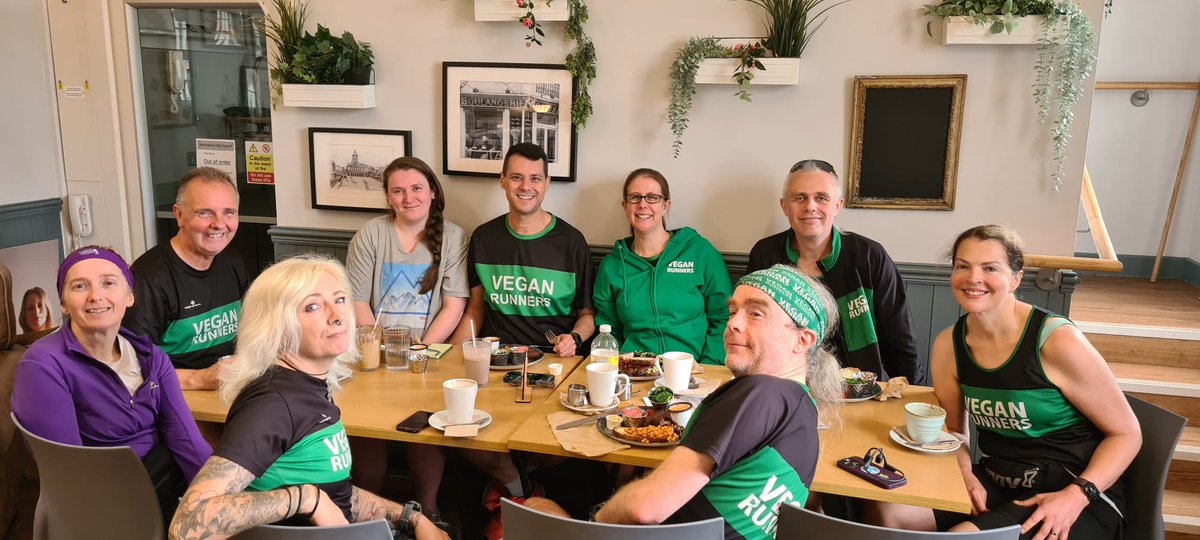 a #parkrun kind of morning at Forest Rec with Nottingham <a href="/VeganRunnersUK/">Vegan Runners UK</a>