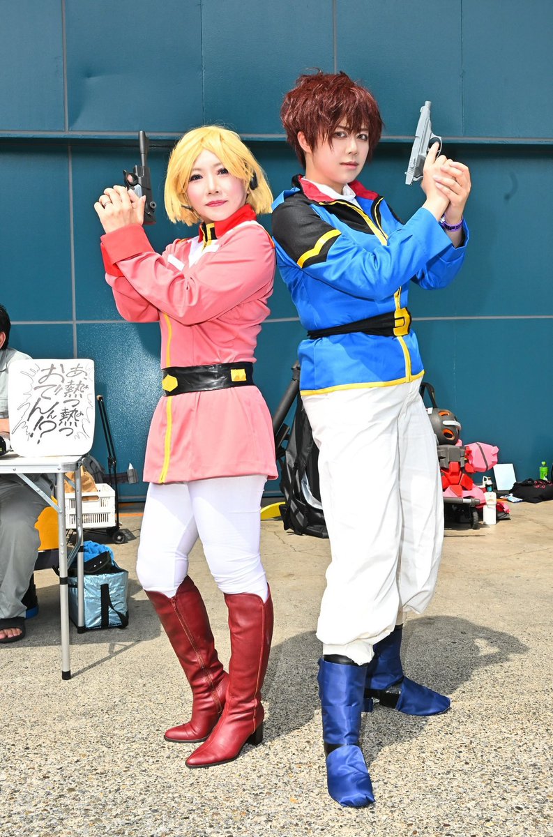 再掲載！

ワンフェスのお写真いただきました。
暑かったですねー。
しかし、ガンダムは老若男女に良いものなのでございます。

この2人には幸せになって欲しかった。

アムロ…<a href="/stella_cos21/">🔻Stella🔜7/27wf🟦8/2個撮8/16ｺﾐｹ🟥</a> 

photo 📷 <a href="/fuuta_23/">風太</a>