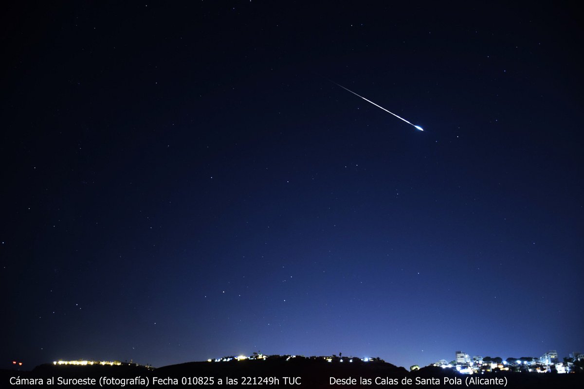 Red Investigación Bólidos y Meteoritos (SPMN) (@redspmn) on Twitter photo <a href="/PastorSensi/">SensiPastor</a> <a href="/AARM_Oficial/">Astromurcia</a> <a href="/fernandogs58/">Fernando Gomez</a> <a href="/V_Cayuelas/">Vicente Cayuelas</a> 5) DESDE LAS CALAS DE SANTA POLA, #Alacant/#Alicante también lo pudo capturar con su cámara fotográfica Belén Santamaría <a href="/BelenSa30516271/">Belen Santamaria</a>. Nuestra compañera hace fácil lo difícil y está captando un bólido cada noche, ¡qué maravilla para la astrometría detallada del evento 🤩! <a href="/PastorSensi/">SensiPastor</a> <a href="/AARM_Oficial/">Astromurcia</a> <a href="/fernandogs58/">Fernando Gomez</a> <a href="/V_Cayuelas/">Vicente Cayuelas</a> 5) DESDE LAS CALAS DE SANTA POLA, #Alacant/#Alicante también lo pudo capturar con su cámara fotográfica Belén Santamaría <a href="/BelenSa30516271/">Belen Santamaria</a>. Nuestra compañera hace fácil lo difícil y está captando un bólido cada noche, ¡qué maravilla para la astrometría detallada del evento 🤩!