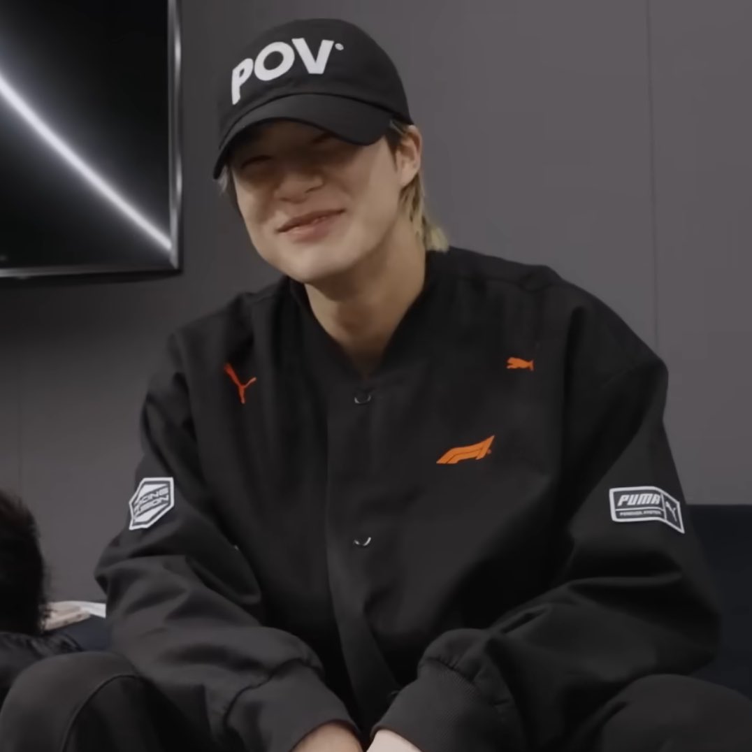 ดุมั้ย                                                                  ไม่นะครับ