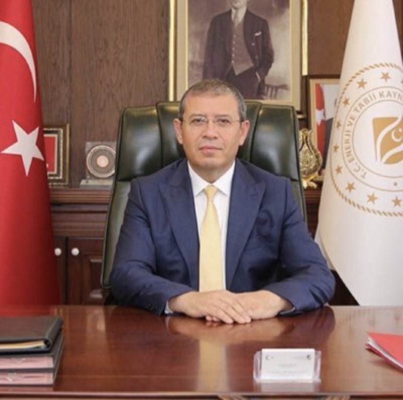 Kim ne derse desin, elektirik kesintileri nedeniyle ekonomi mualefetine birde enerji muahalefeti eklendi, hemde öyle böyle degil gazişehirli hemşerilerimiz çileden çıkartı.

İktidara yogun tepkiler sonucu   <a href="/TCEnerji/">T.C. Enerji ve Tabii Kaynaklar Bakanlığı</a> bakanı sayın <a href="/aBayraktar1/">Alparslan Bayraktar</a> gaziantebe geldi. 
Bunun bi anlamıda