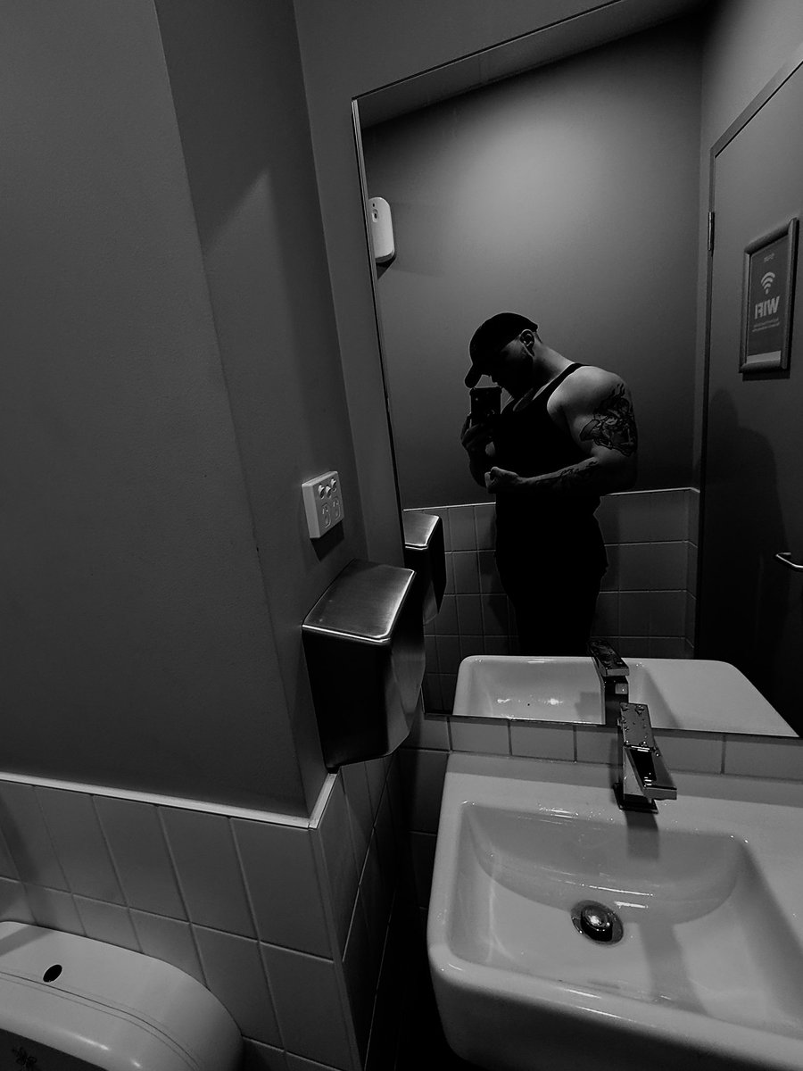 Shaun 🤓 tweet media