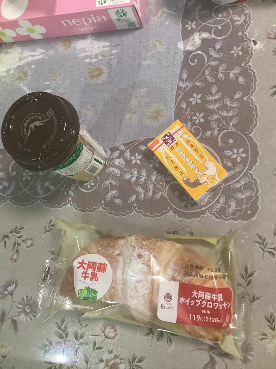 今日の夕飯。甘いの大好き〜