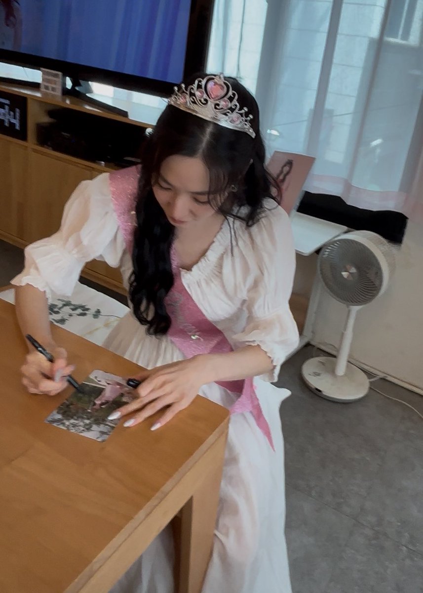 ◣แทยอนหล่อนะคะ◢ tweet media