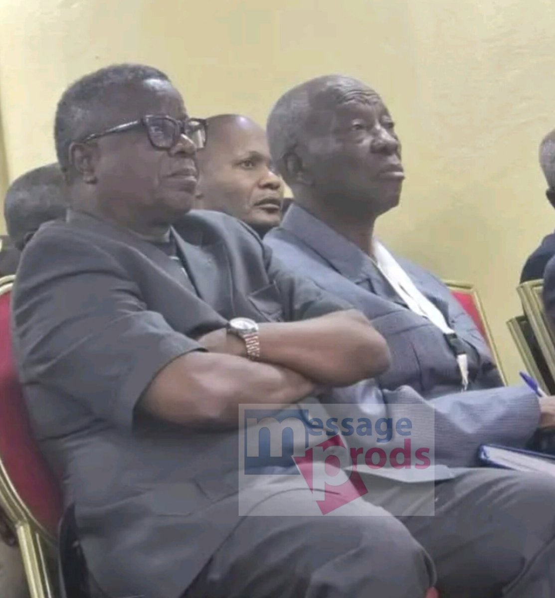 #Mp_ArrêtSurImage
Présences très remarquées des anciens Vibidila et Diyoka à la dédicace du Tabernacle de la Moisson à Kinshasa