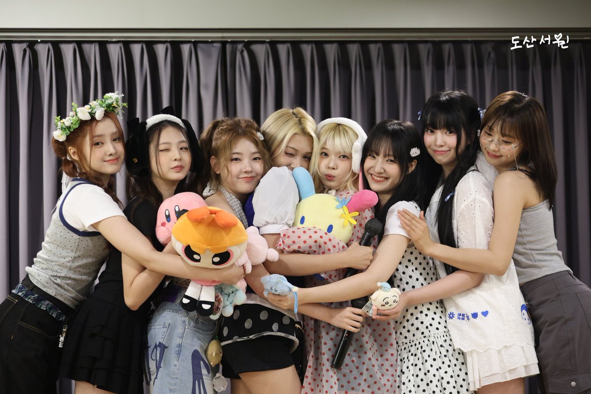 Jumin_SS's tweet photo. 250802 오늘의 유니스

#UNIS #유니스 https://t.co/v4azvyR4MJ