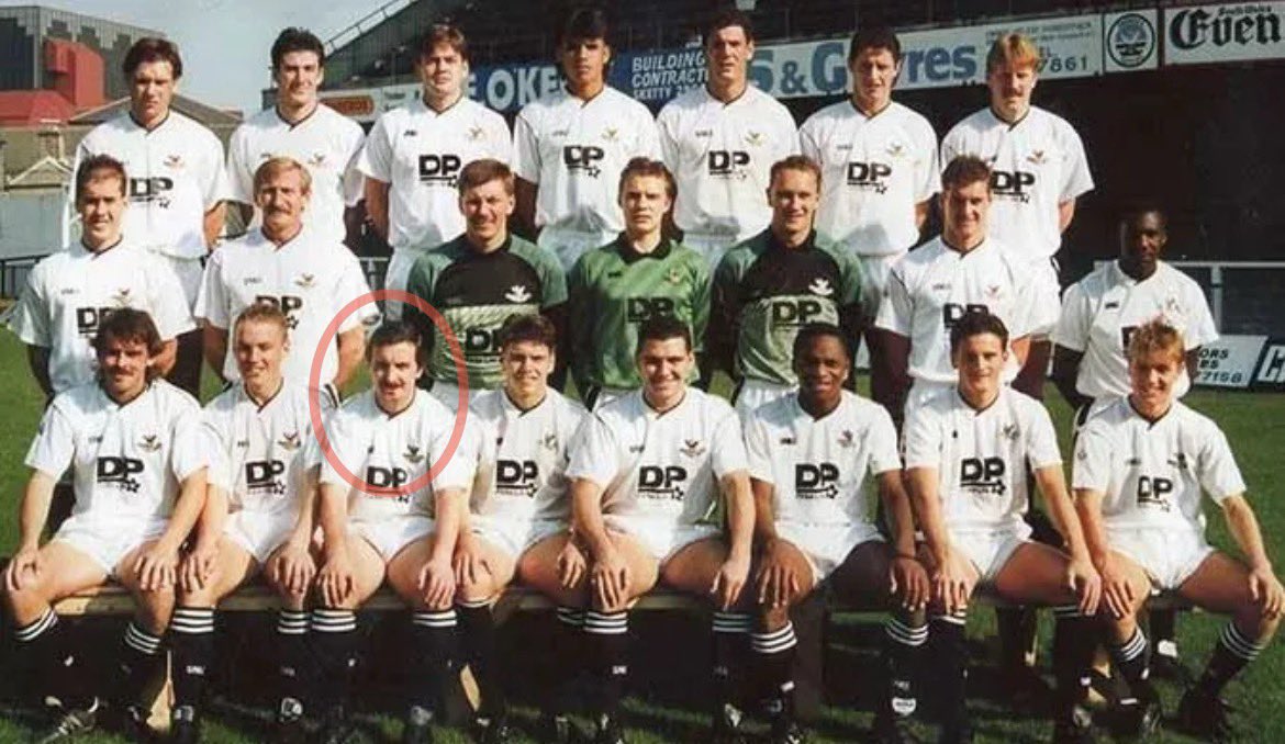 Retro Swans 🦢 ⚽️ tweet media